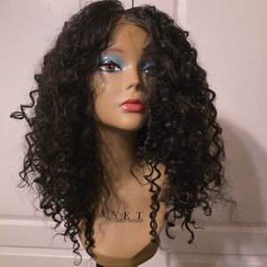 1 B Natural Black Synthetic Curly Wig